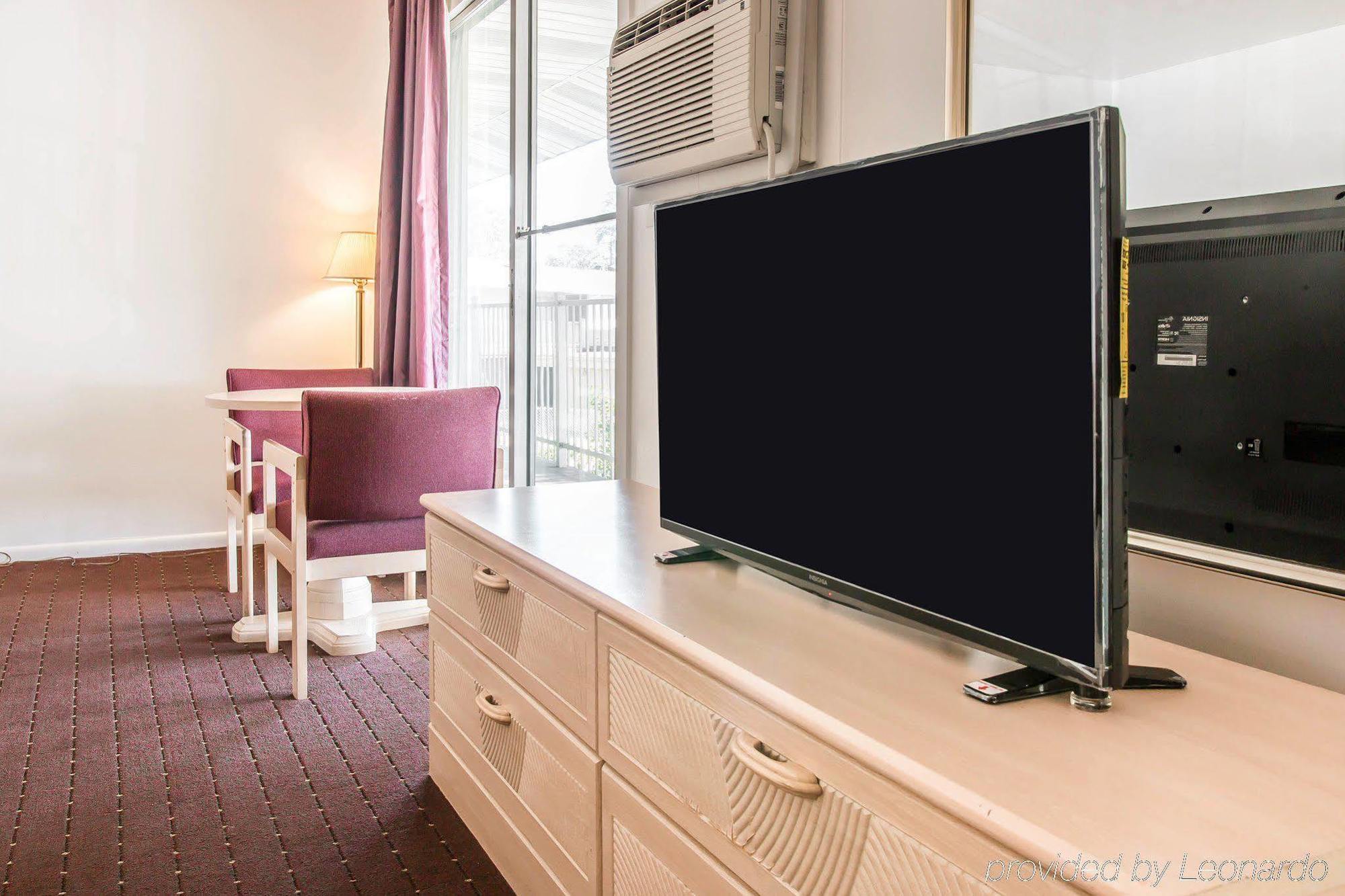 Econo Lodge Central 미들랜드 외부 사진